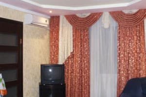 Alexandr Apartments Смелянская 77 5