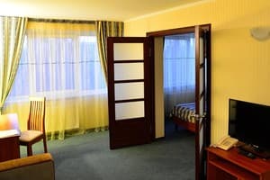 Отель Черкассы Палац. Комфорт  с двумя раздельными  кроватями 1