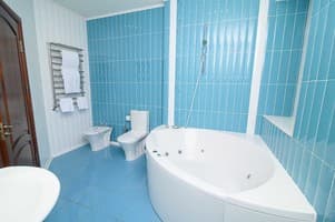 Отель Черкассы Палац. Стандарт 6-местный трехкомнатный 6