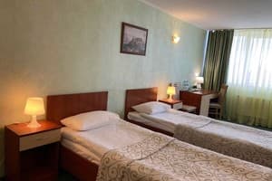 Отель Черкассы Палац. Стандарт двухместный с раздельными кроватями 3