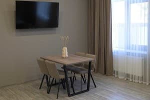 Апарт-отель Rest Inn apart hotel. Апартаменты двухместный Покращені апартаменти з однією спальнею 5