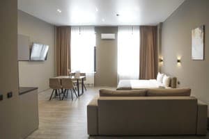 Апарт-отель Rest Inn apart hotel. Апартаменты двухместный Покращені апартаменти з однією спальнею 1